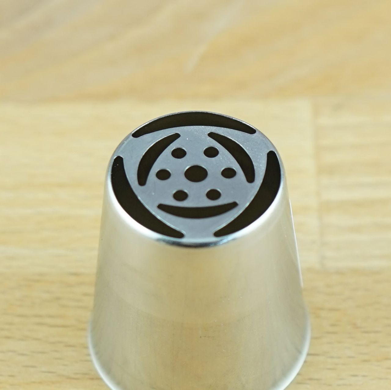 Garniertülle Tulpe Edelstahl Ø23mm