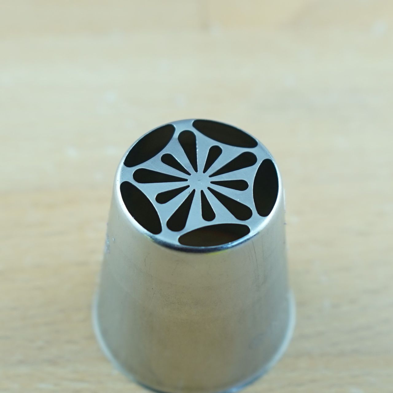 Garniertülle Magnolie Edelstahl Ø25mm