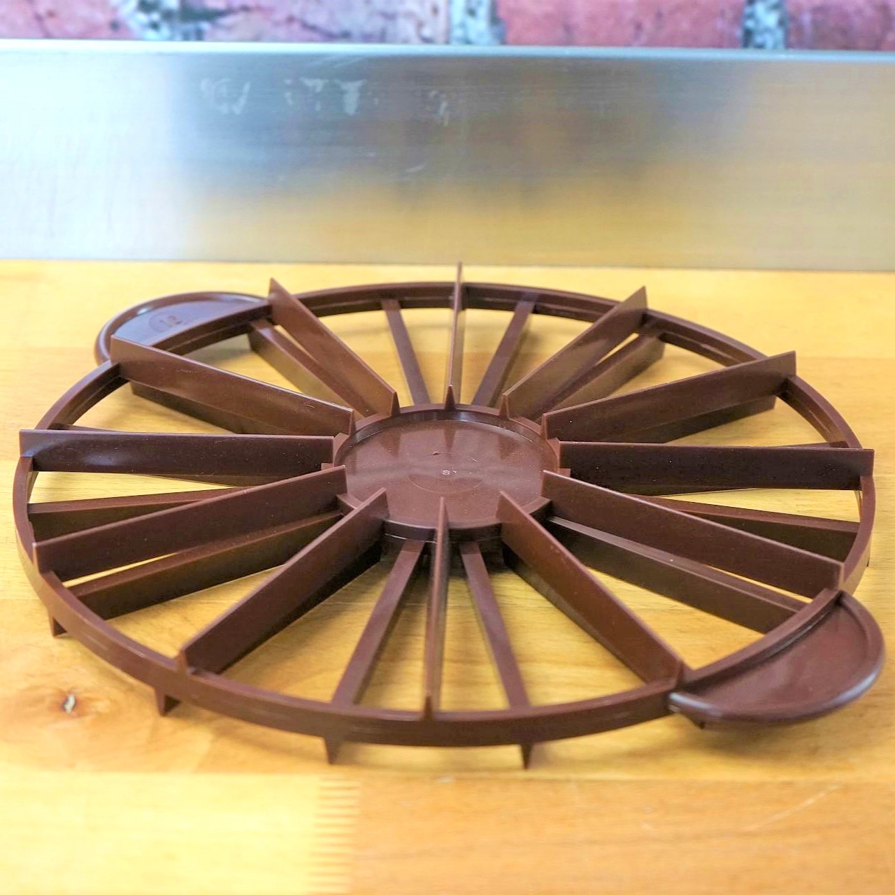 Tortenteiler zweiteilig aus Kunststoff 12/16 tlg.